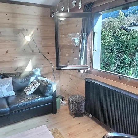 Cosy Petite T3, Jardin, Terrasse, Parking. Chamonix Mont-blanc. Chalet Les Houches